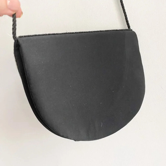 Vintage all Beaded Oval Crescent Shape Art to Wear Crossbody Bag - Picture 9 of 9